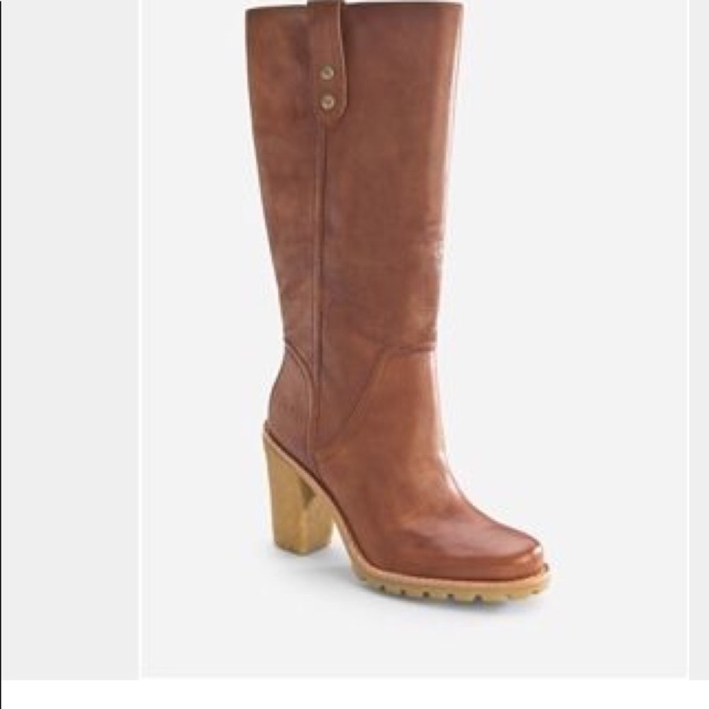 ♥️Uggs JosieII leather and convertible👢👢